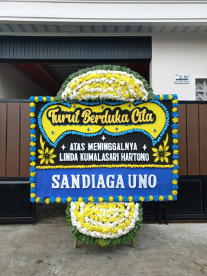 Papan Bunga Duka di Kamal